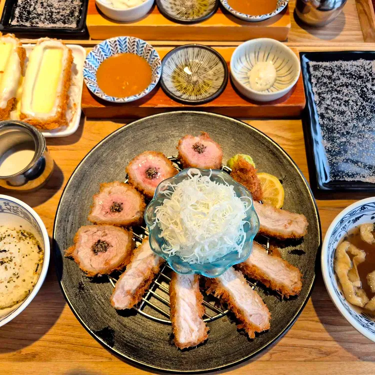 살찐고등어 사진