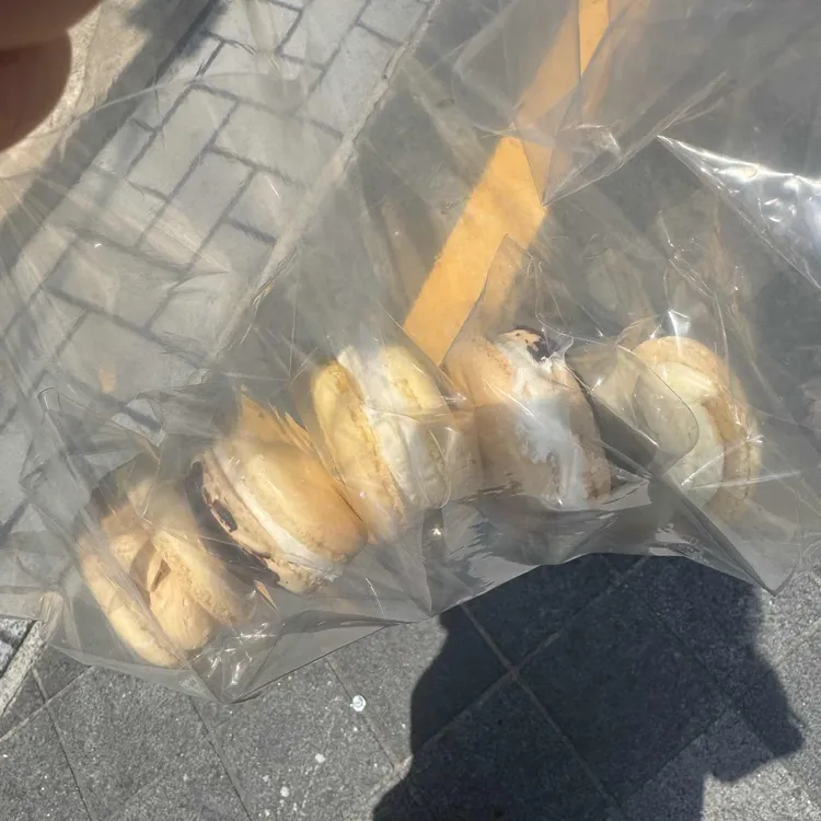 브로쓰마카롱 대표 사진