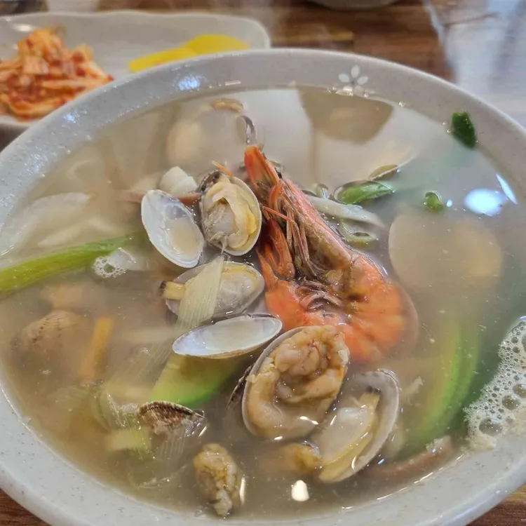 양지뜰칼국수 대표 사진