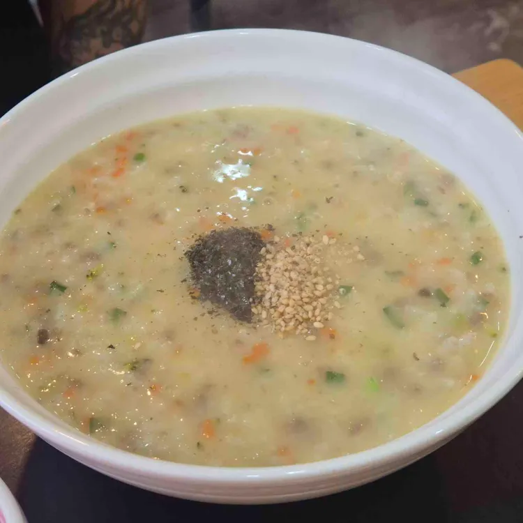 본죽 사진 2