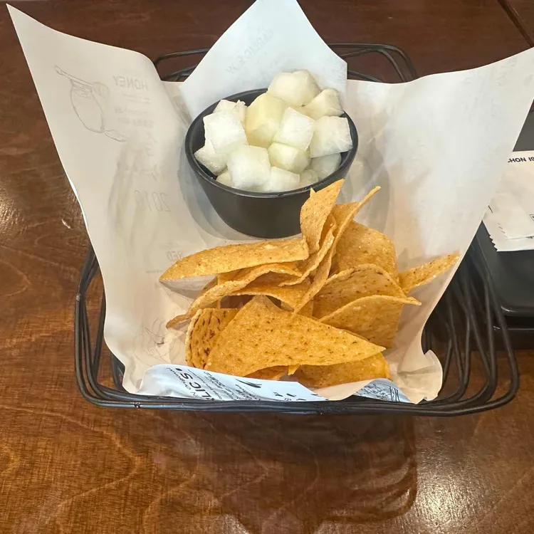 교촌치킨 사진 2