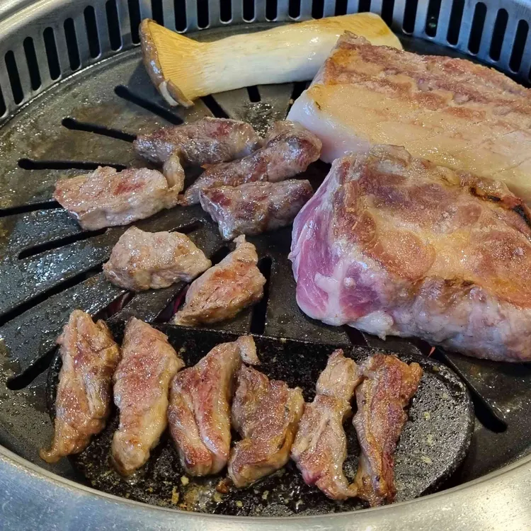 깡돼지 사진 1