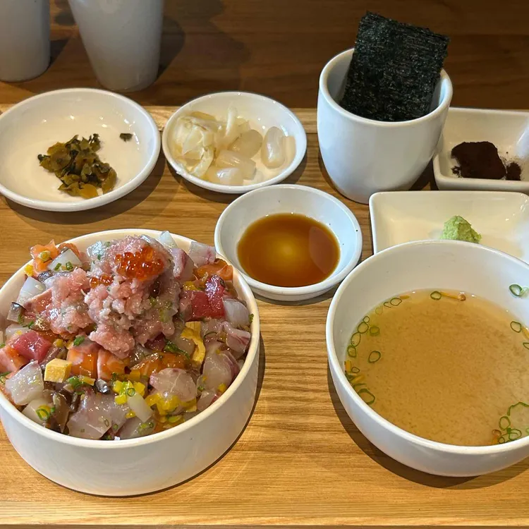 오롯 로바타 사진 1