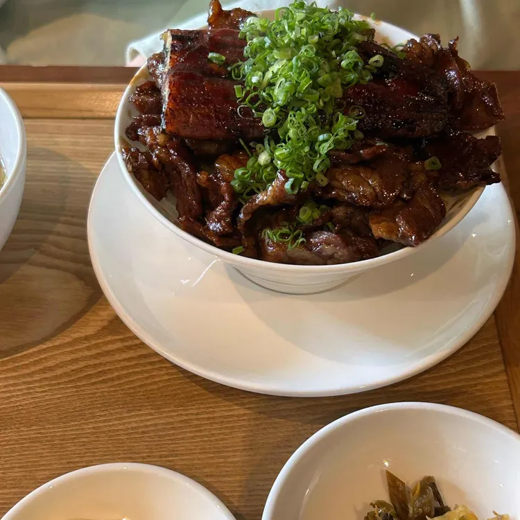 오롯 로바타 대표 사진