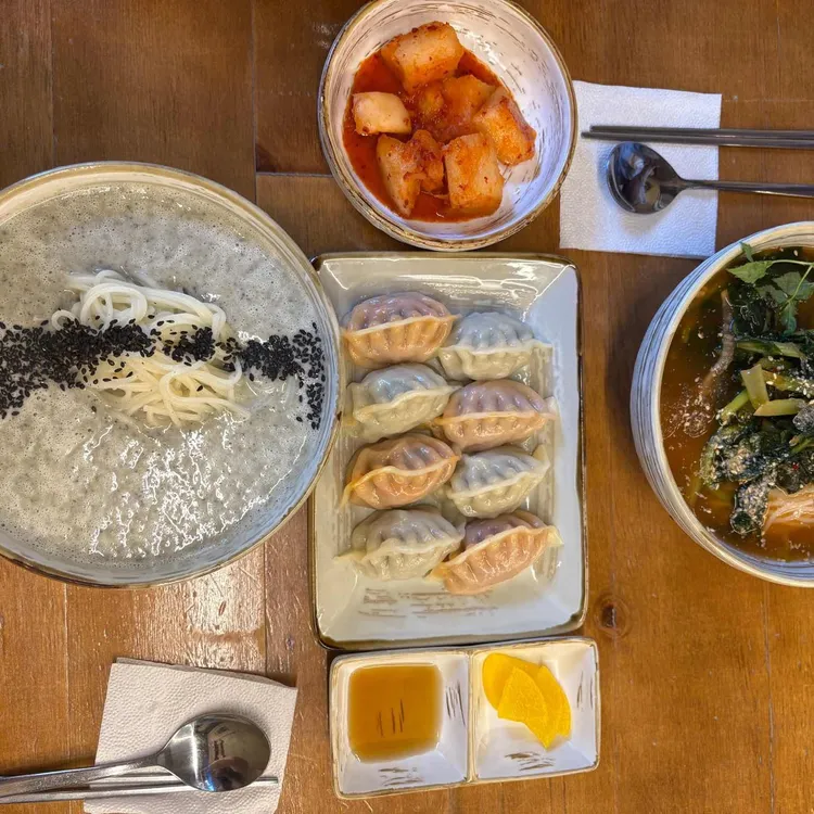 착착국수 대표 사진
