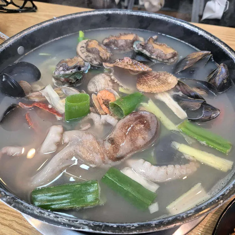 미애네회칼국수 대표 사진