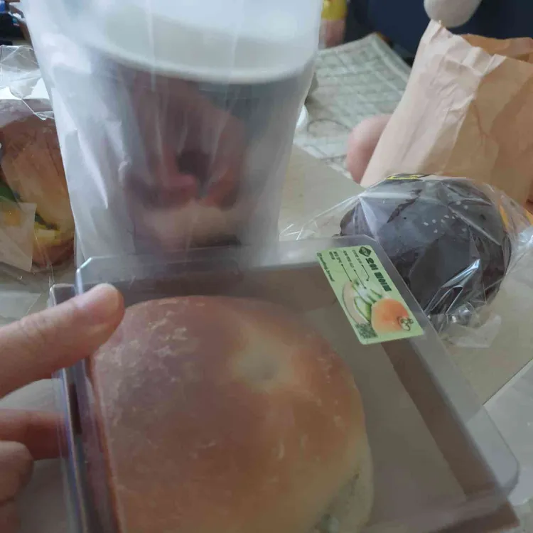 서핑브레드 대표 사진