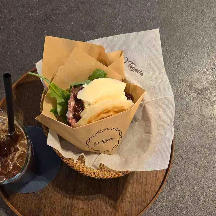 오띠젤리 대표 사진