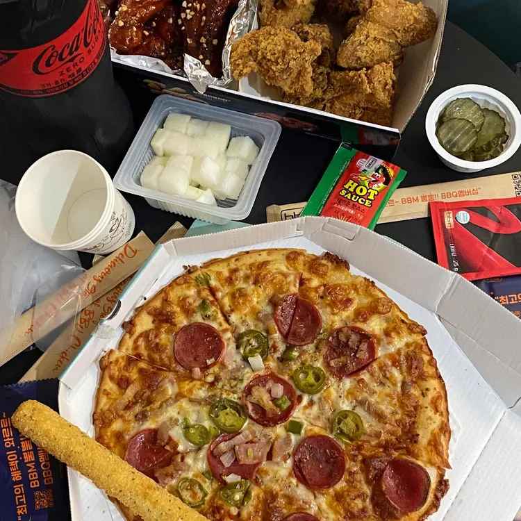 BBQ치킨 대표 사진