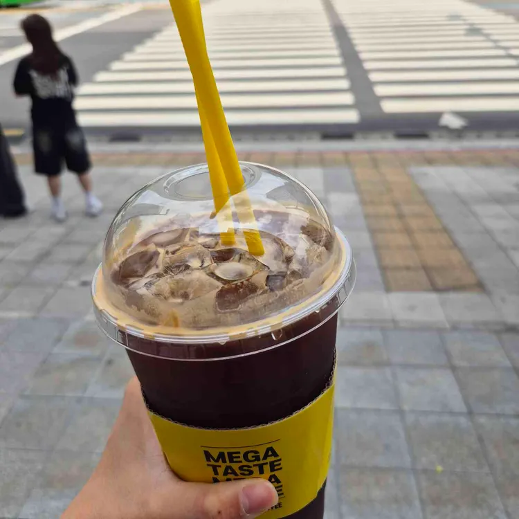 메가커피 대표 사진