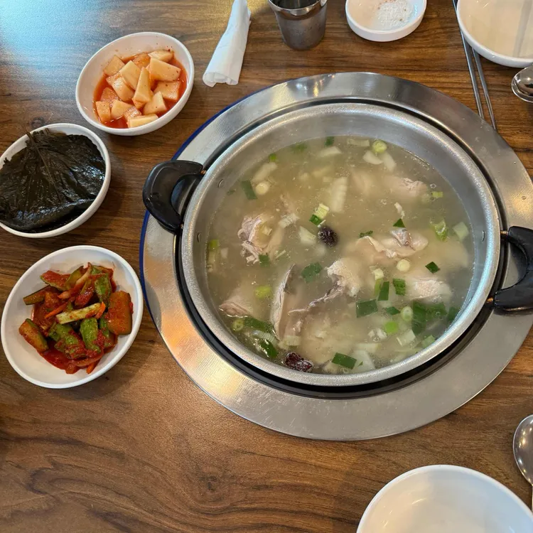 예진 닭한마리 산낙지 대표 사진
