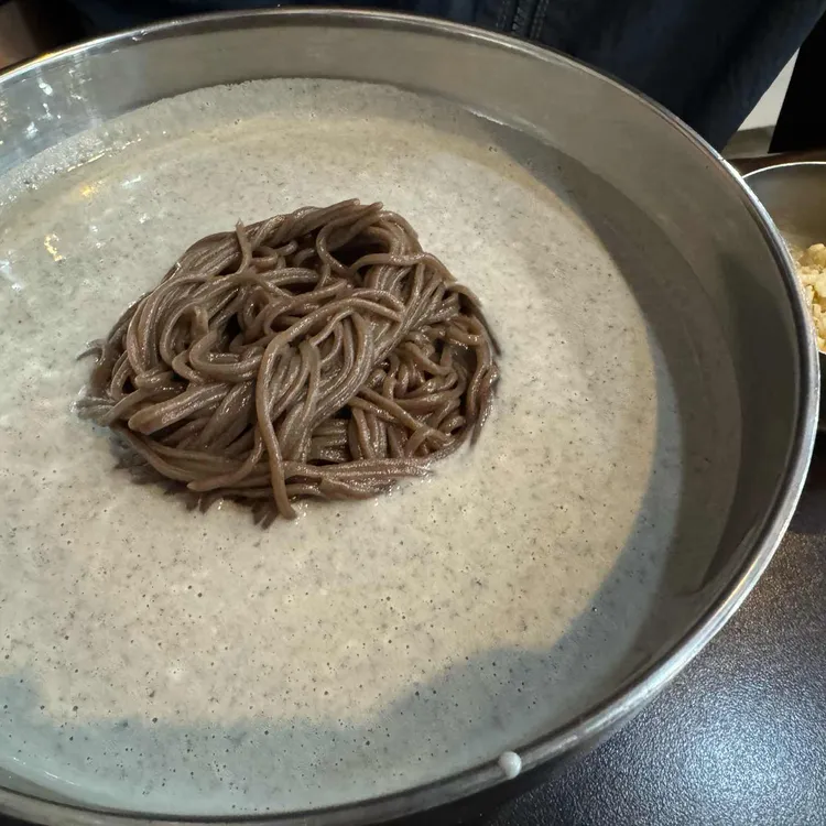 아낙네의밀가 대표 사진