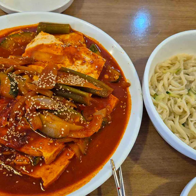 동원 손칼국수 대표 사진