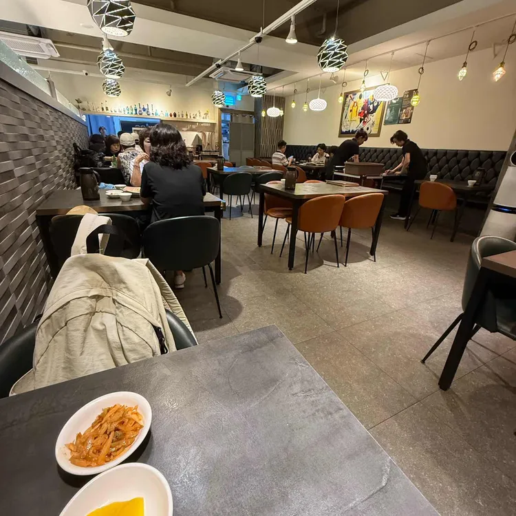 동천홍 사진 2