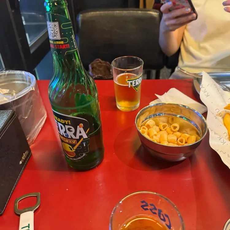 깐부치킨 사진 2