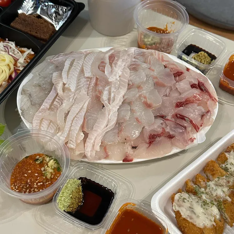 거제해금강회센터 사진 1