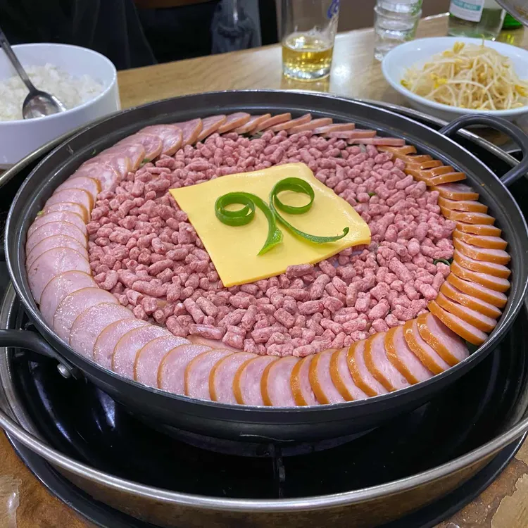 이나경송탄부대찌개 대표 사진