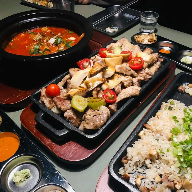 포크댄스 사진 1