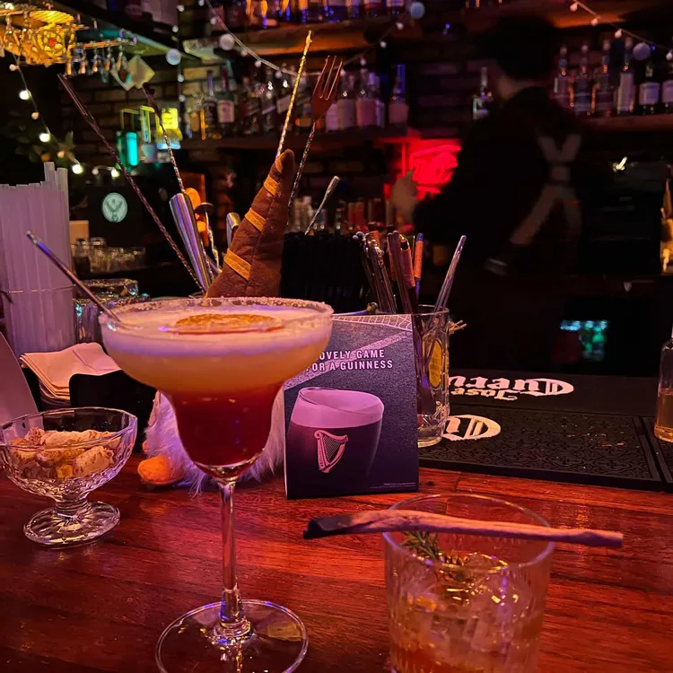 512saloon 펍&바 사진 1