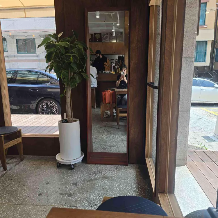 커네스 브루잉스팟 대표 사진