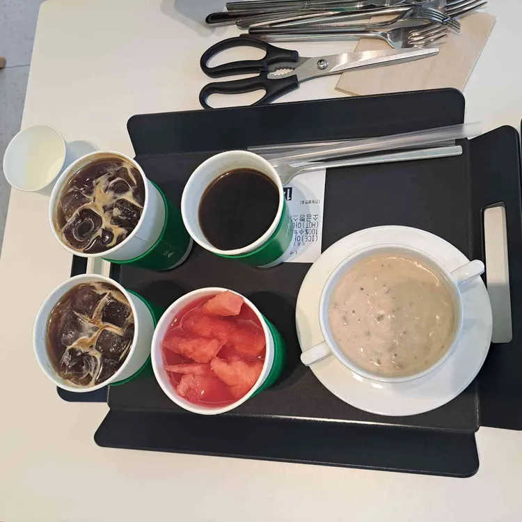 아덴 플러스 대표 사진