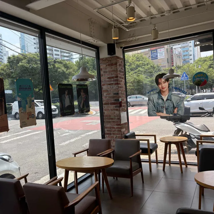이디야커피 대표 사진