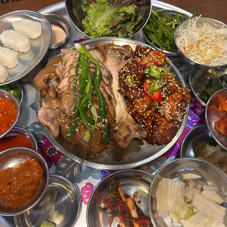 완미족발 대표 사진