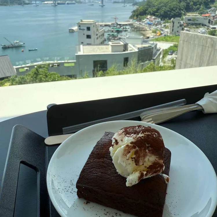 하우요 커피 대표 사진