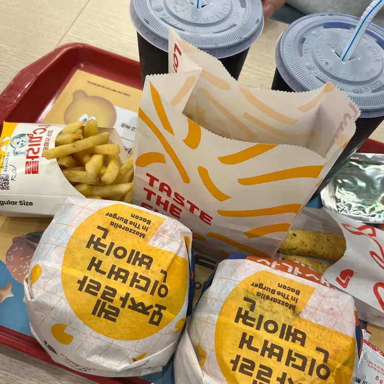 롯데리아 대표 사진