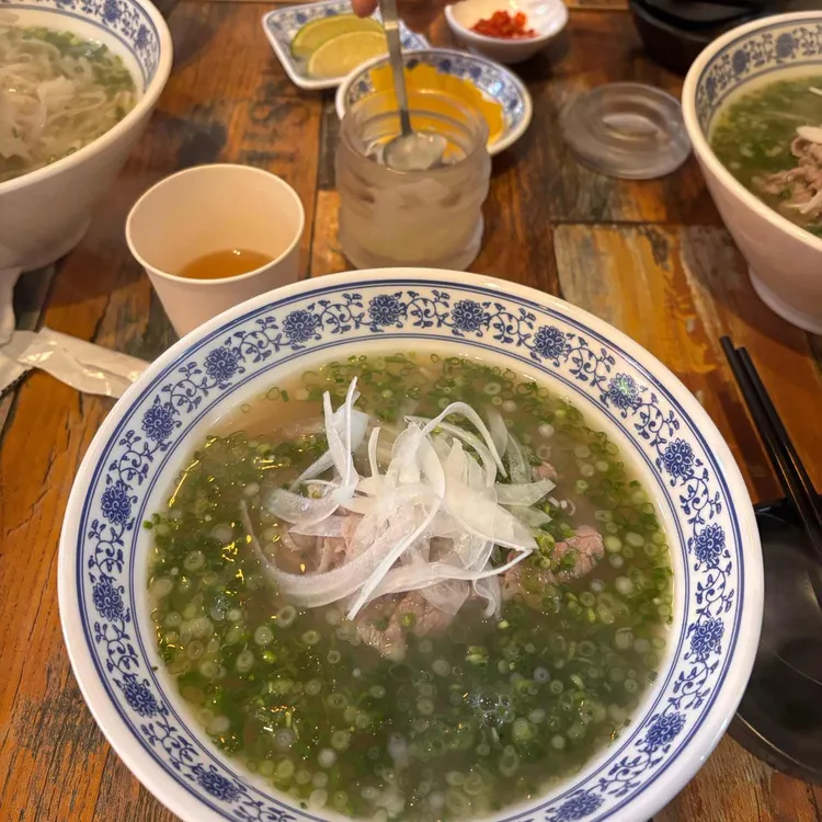 친친 대표 사진