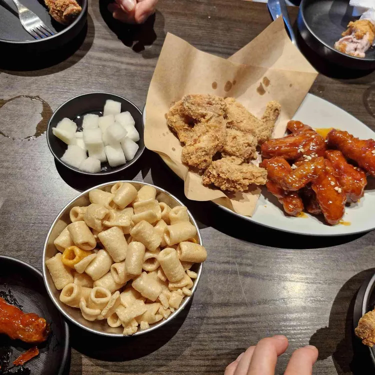 BBQ치킨 대표 사진