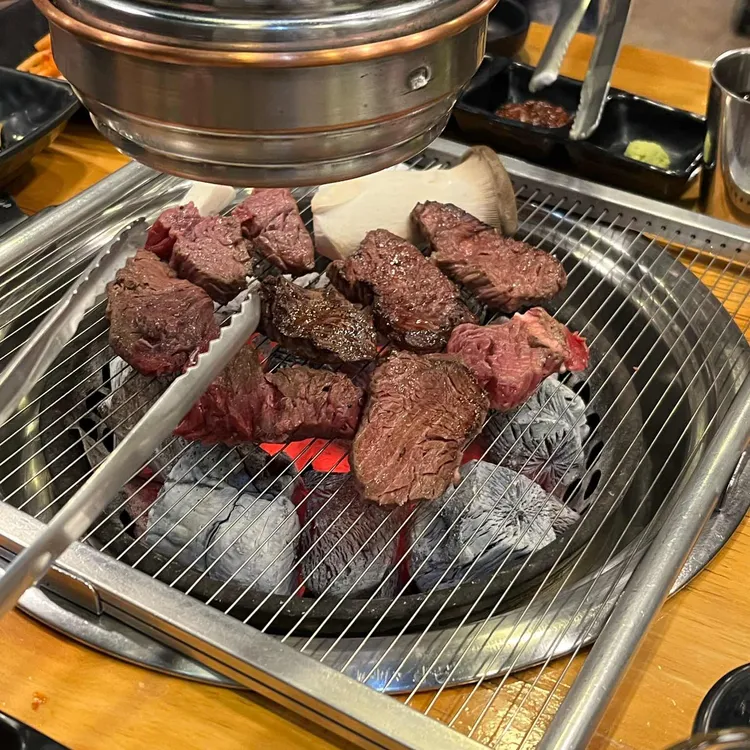 비프리아 대표 사진