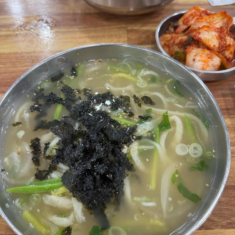홍두깨손칼국수 대표 사진