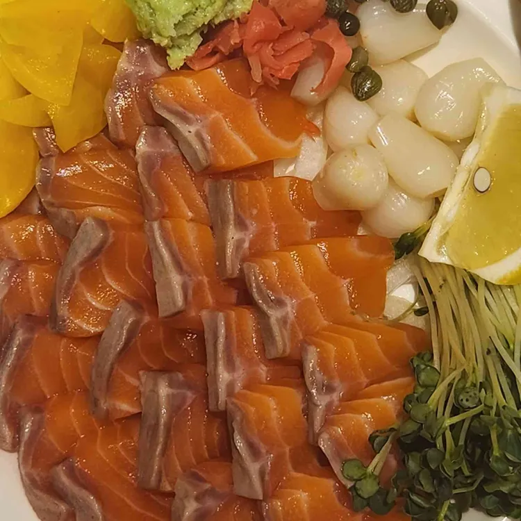 육회바른연어 사진 1