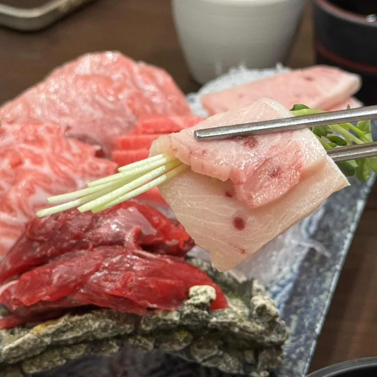 돌참치 대표 사진