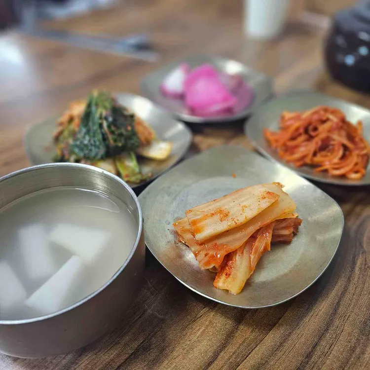 화랑식당 사진 2