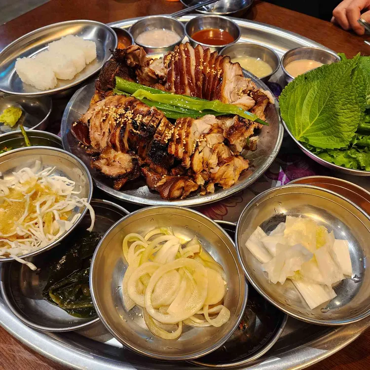 완미족발 대표 사진