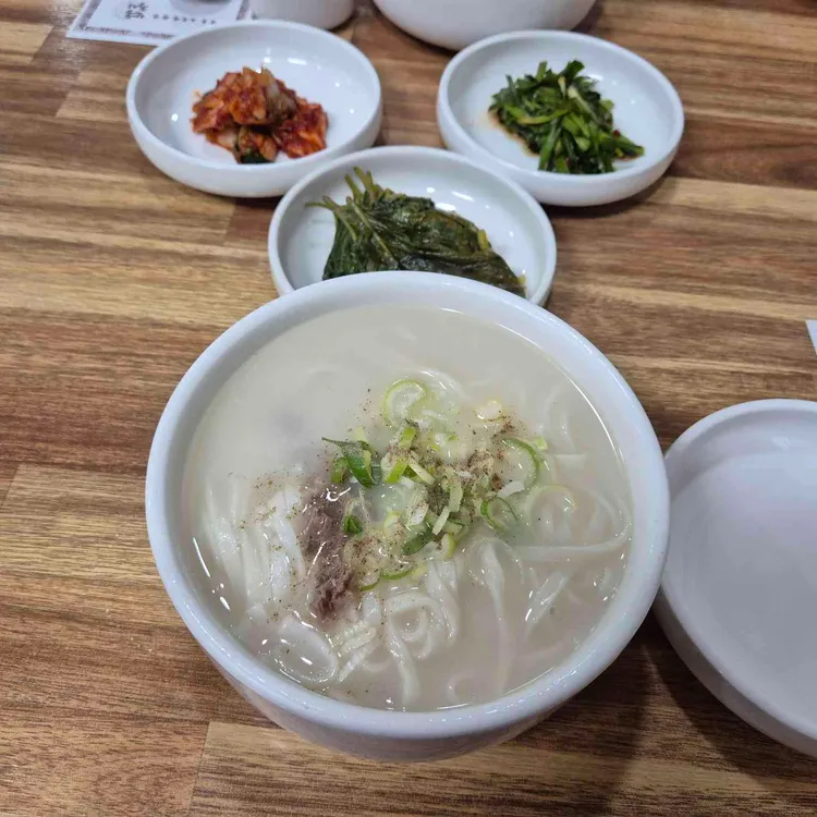 본가 안동국시 사진 1