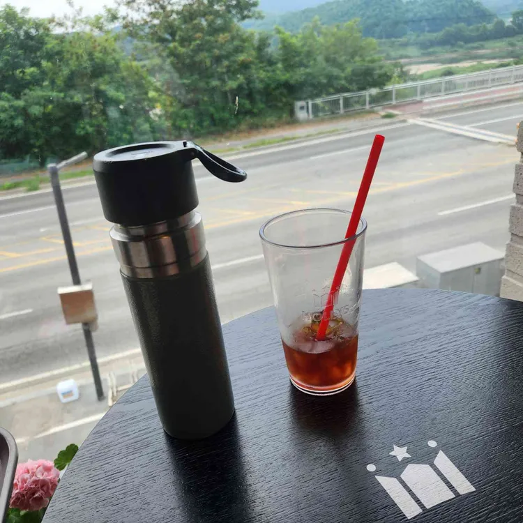 할리스 대표 사진