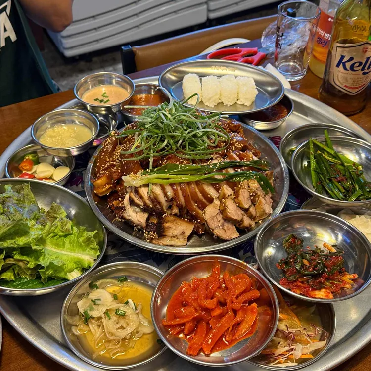 완미족발 대표 사진