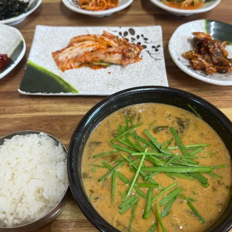 꽃다리식당 사진 2