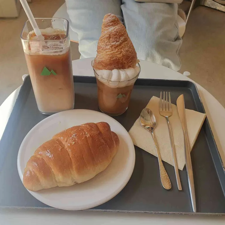 몽브루 사진 1