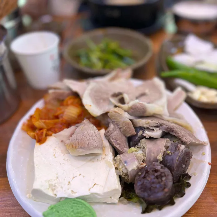 영진돼지국밥 사진 2