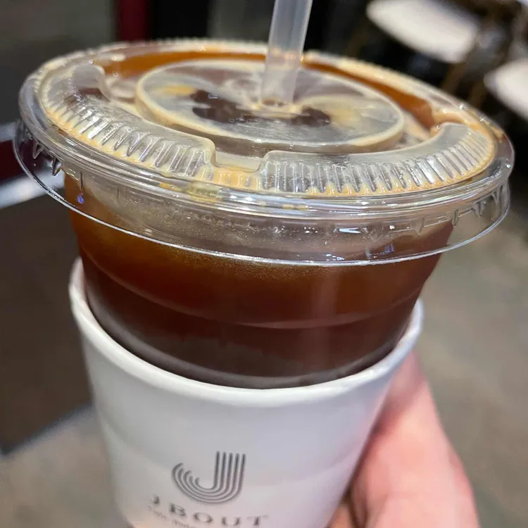 제이바웃 대표 사진