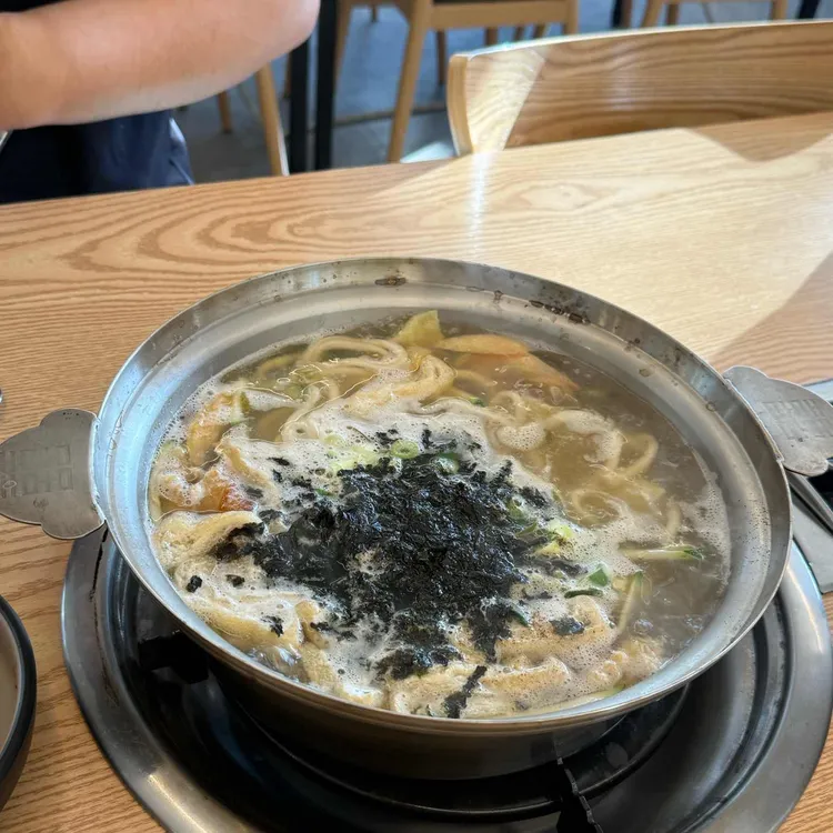 팔당원조칼제비 사진 1
