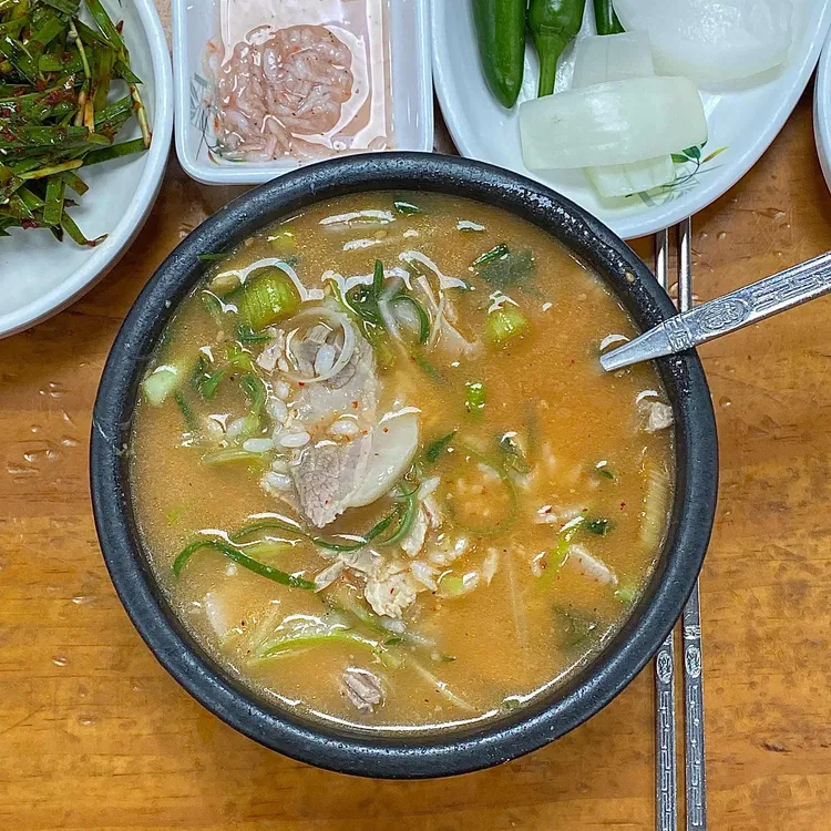 밀양돼지국밥 사진 2