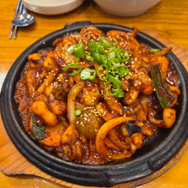 봄솔보리밥 사진 1
