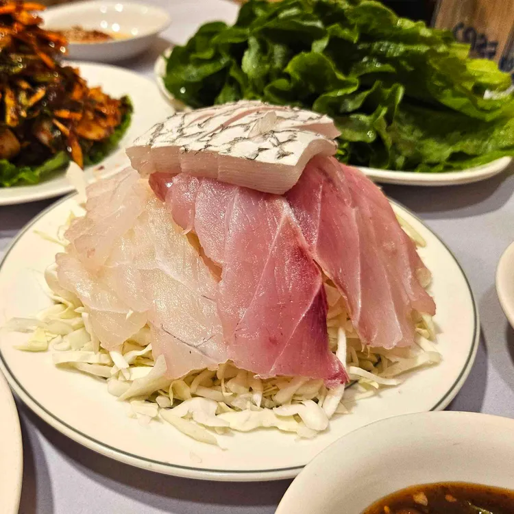 영란횟집 사진 2