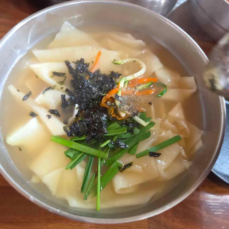 송우리칼국수 대표 사진