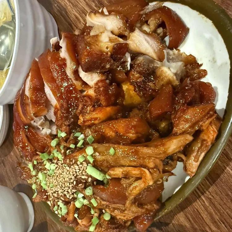 뽕족 사진